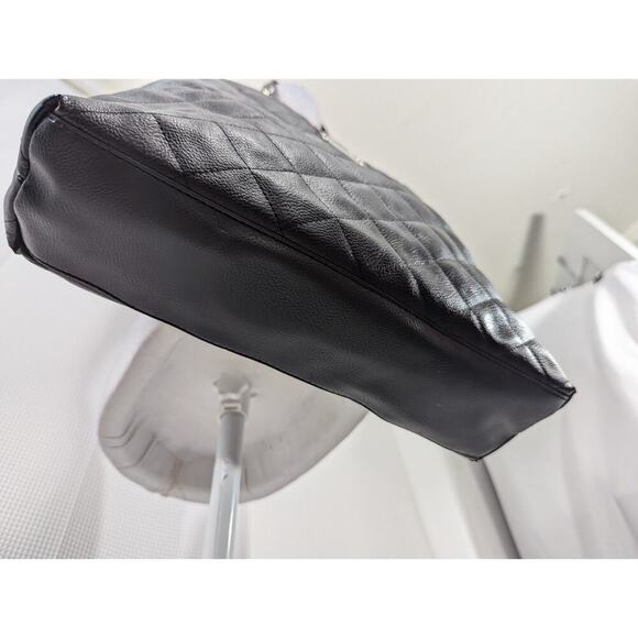 NINE WEST! LUXE BLACK QUILTED LARGE SIZED PURSE, TOTE, HANDBAG- GORGEOUS! - Picture 7 of 11